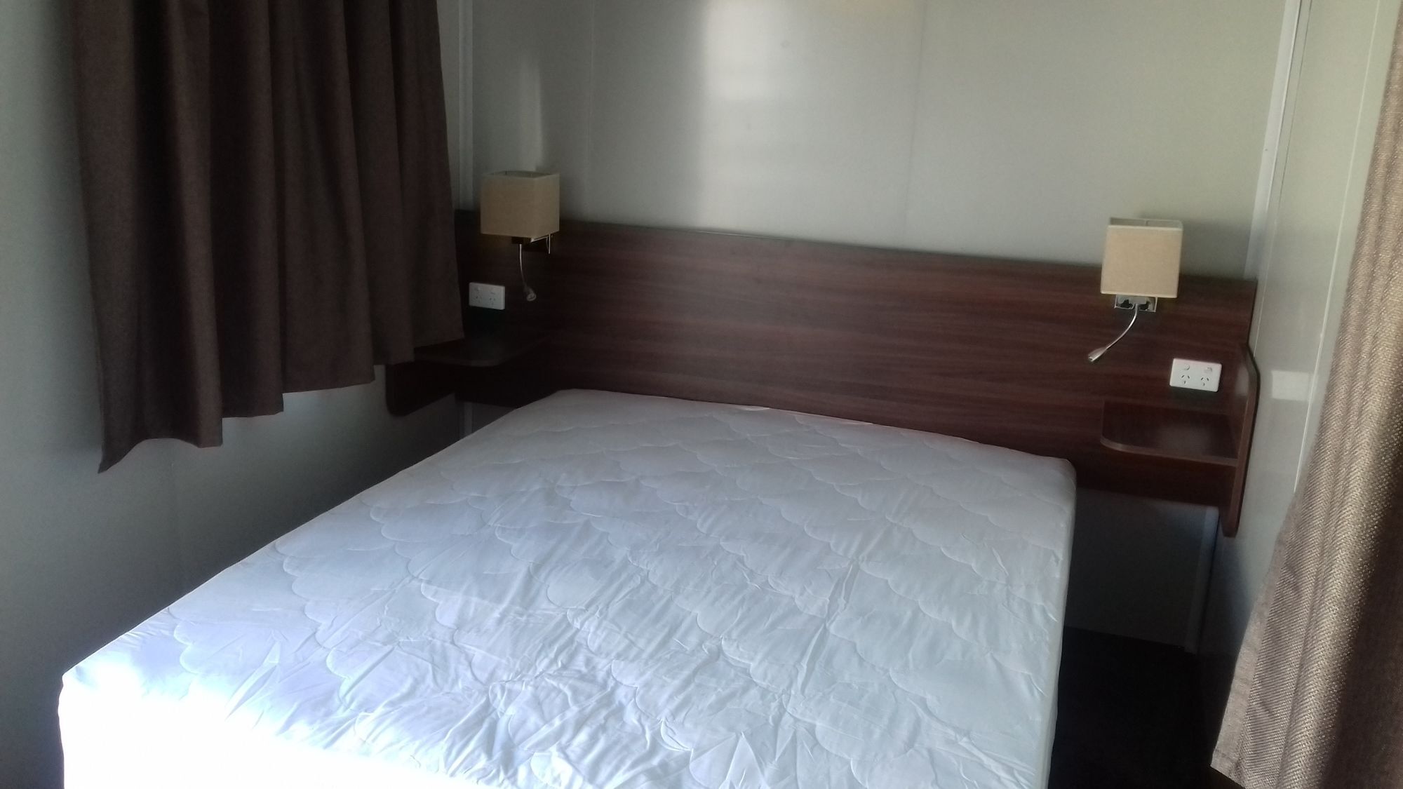 Shooters Saloon Hotel & Cabins Auckland Exterior foto