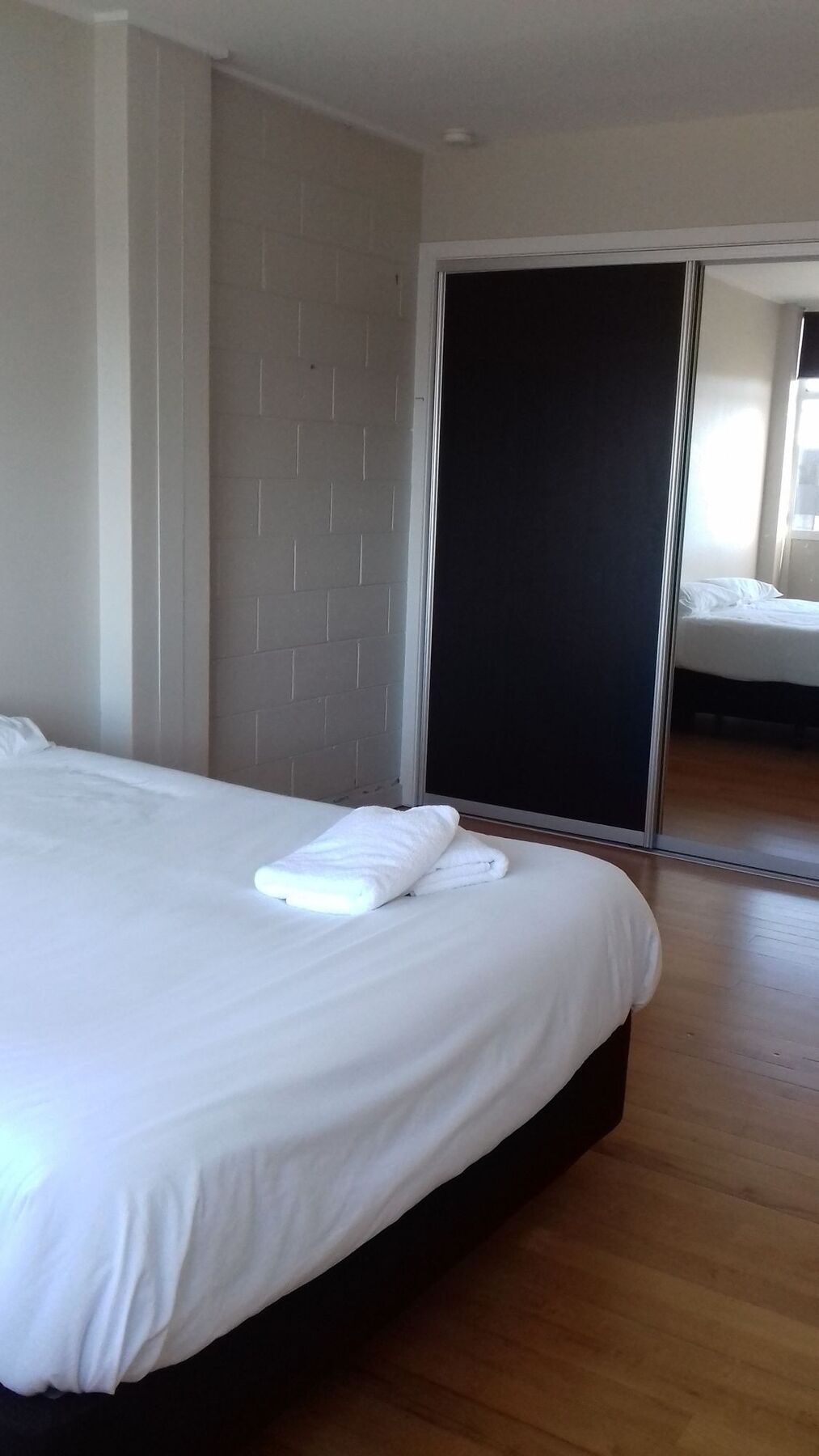 Shooters Saloon Hotel & Cabins Auckland Exterior foto